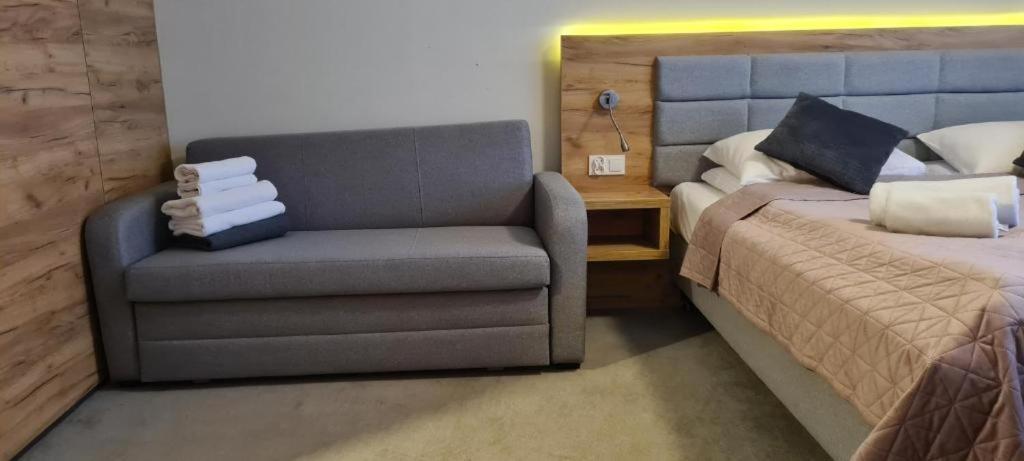 Aparthotel Apartamenty Czarna Gora 219 Сенна Экстерьер фото